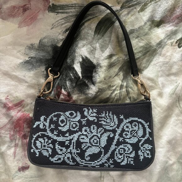 Navy Embroidered Shoulder Bag – Baby Blue Detail - Picture 1 of 1